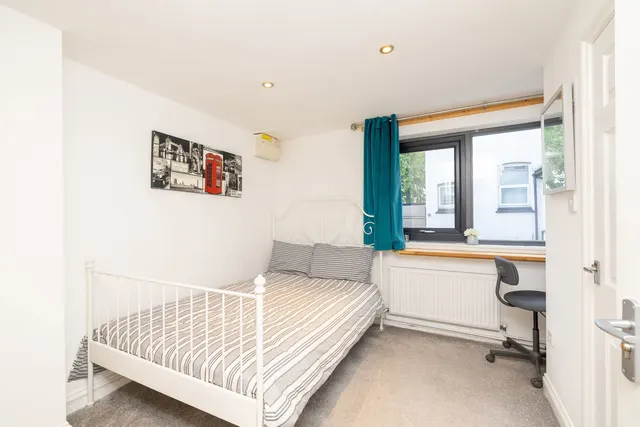 Photo 3 — Binley Road, Coventry, CV3 1JE