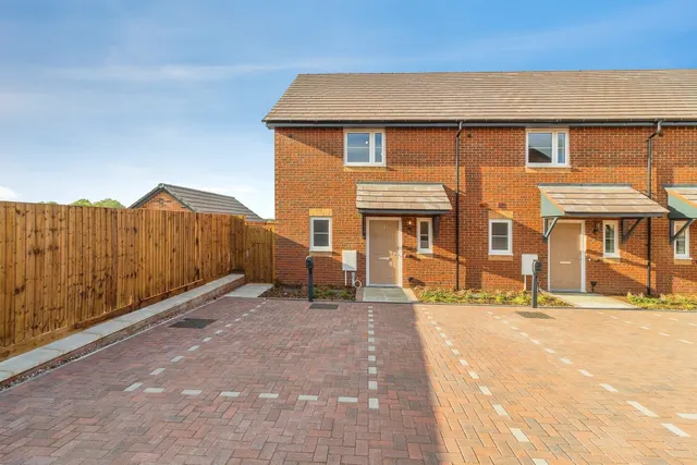 Toddington Road, Harlington, LU5, photo 1
