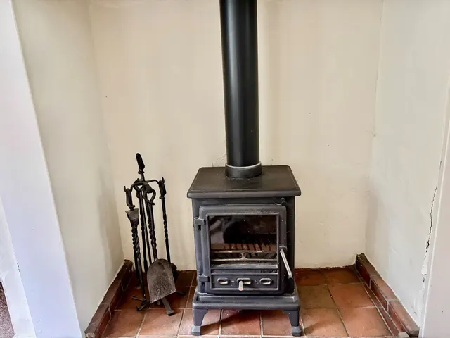 Photo 2 — Compton Chamberlayne, Salisbury, Wiltshire
