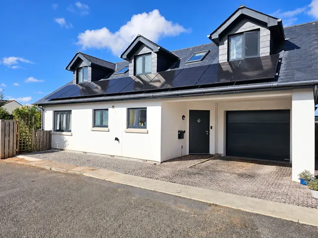 Rea Barn Close, Brixham, TQ5
