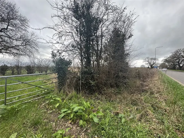 Chester Road, CH2, photo 2