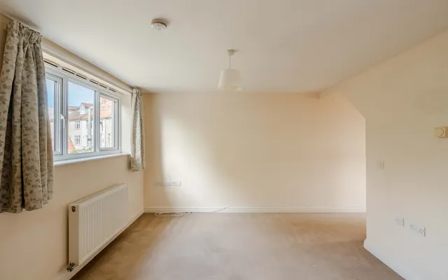 Lee Court, Henleaze, BS9, photo 2