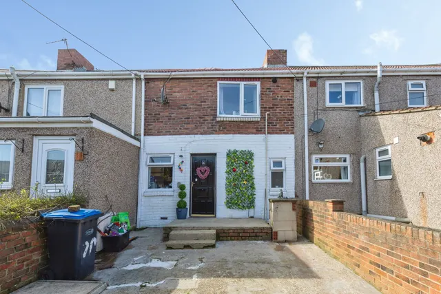 West Avenue, Peterlee, SR8, photo 3