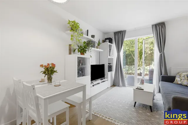 Gainsford Road, London, photo 3