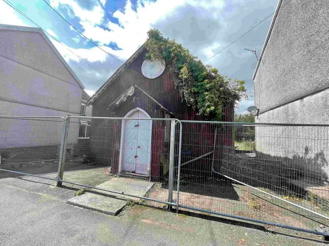 Mill Street, Tonyrefail, Rhondda Cynon Taff, CF39 8AF