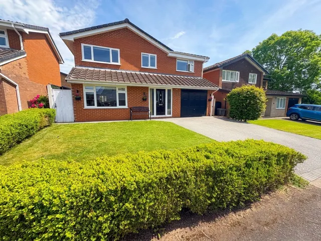 Sedbergh Close, Holmes Chapel, photo 1