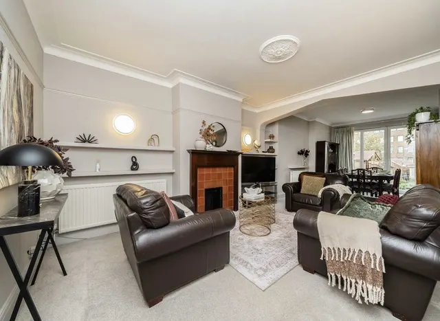 Photo 2 — Brunswick Road, Ealing, W5