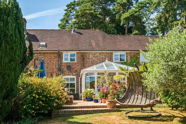 Verdley Place, Fernhurst, GU27, photo 1