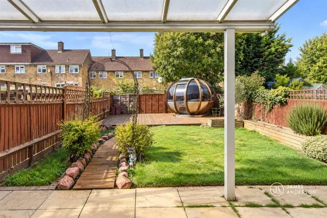 Pullman Gardens, London, SW15, photo 3