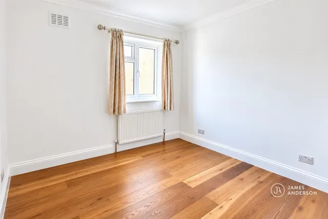 Pullman Gardens, London, SW15, photo 2
