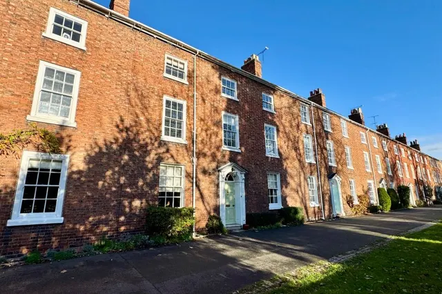 Dysart Buildings, Nantwich, Cheshire, CW5, photo 1