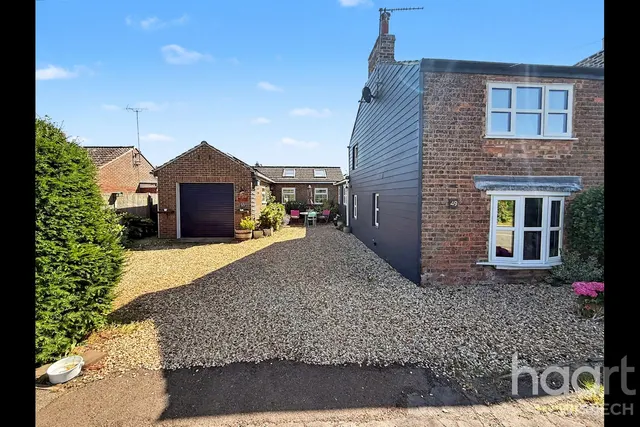 Hixs Lane, Tydd St Mary, PE13, photo 1