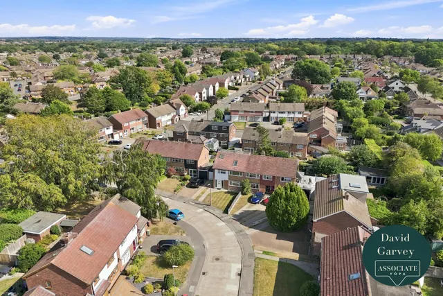 Grays Walk, Brentwood, CM13, photo 3