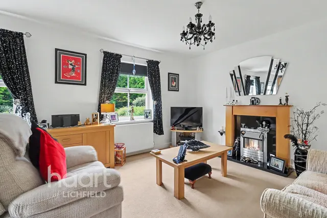Thacker Drive, Lichfield, WS13, photo 3