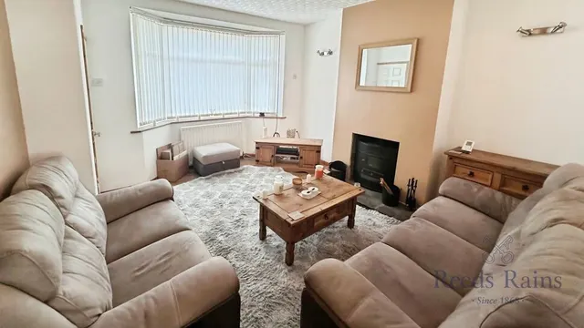 Photo 2 — Leech Avenue, Newcastle, Staffordshire, ST5