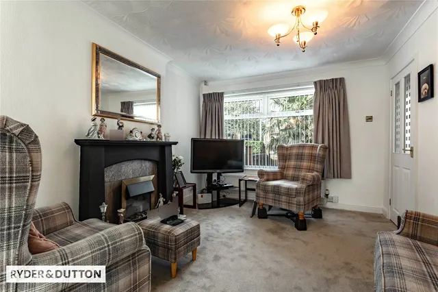Newhouse Road, Heywood, OL10, photo 2
