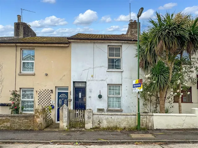North Street, Littlehampton, photo 1