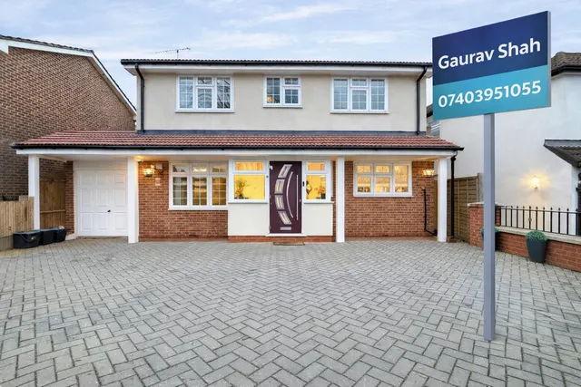 The Avenue, Orpington, BR6, photo 3