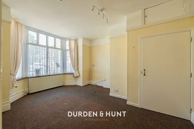 Grosvenor Road, Westcliff-On-Sea, SS0, photo 3