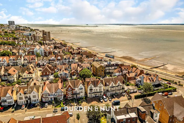 Grosvenor Road, Westcliff-On-Sea, SS0, photo 1