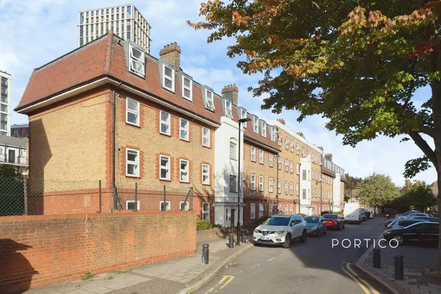 Germander Way, West Ham, E15, photo 1