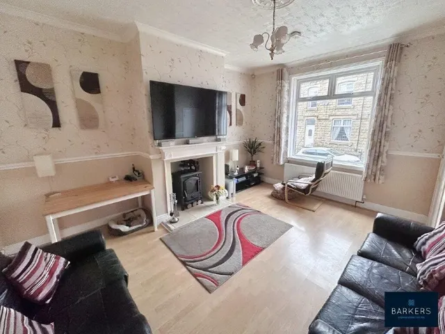 Ings Road, Heckmondwike, WF16, photo 2