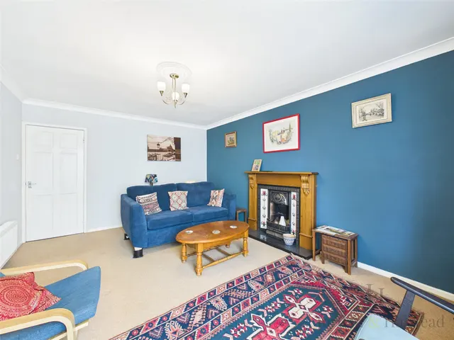 Photo 3 — Coniston Drive, Frodsham, Cheshire, WA6 7LR