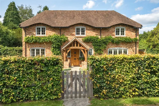Spinney Lane, West Chiltington, RH20, photo 2