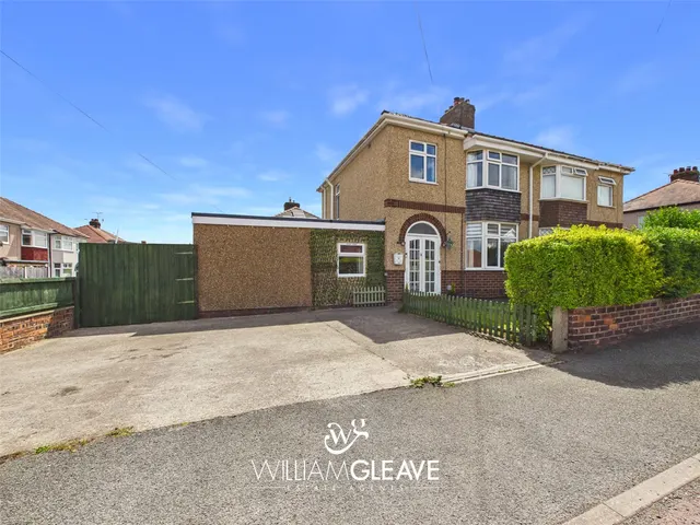 Chester Close, Shotton, Deeside, Flintshire, CH5 1AX, photo 1