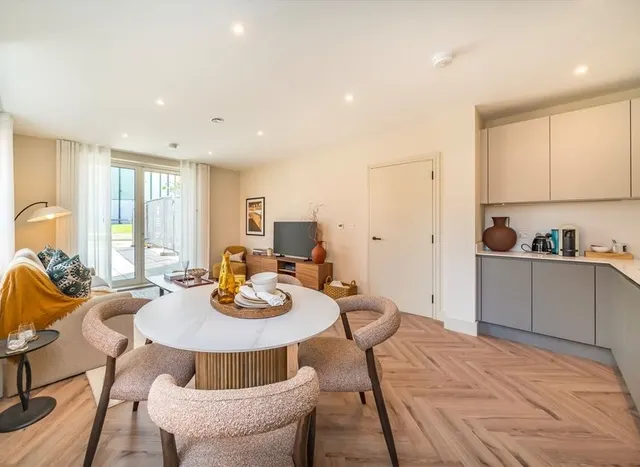 Bicknell Way, Wandsworth, SW17, photo 1