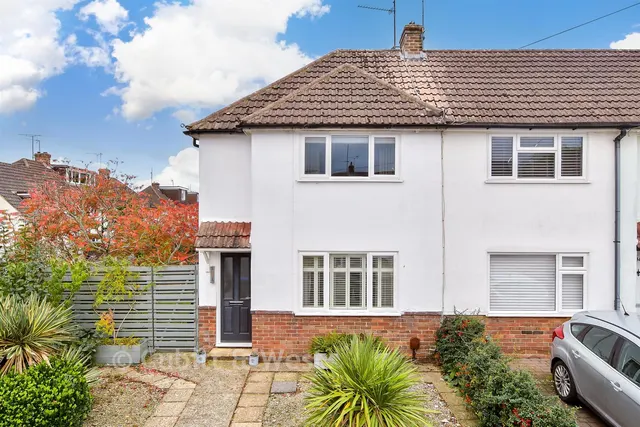Woodleigh Road, Burgess Hill, RH15, photo 1