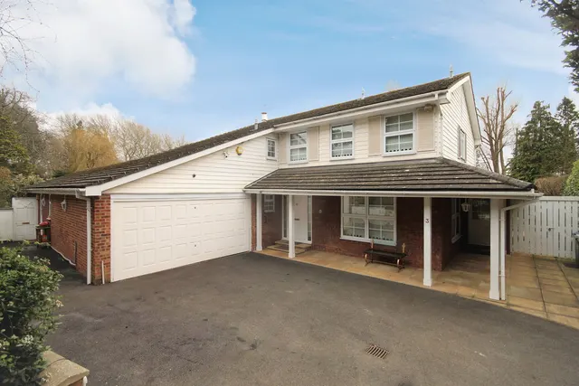 Potters Heights Close, Pinner, HA5, photo 1