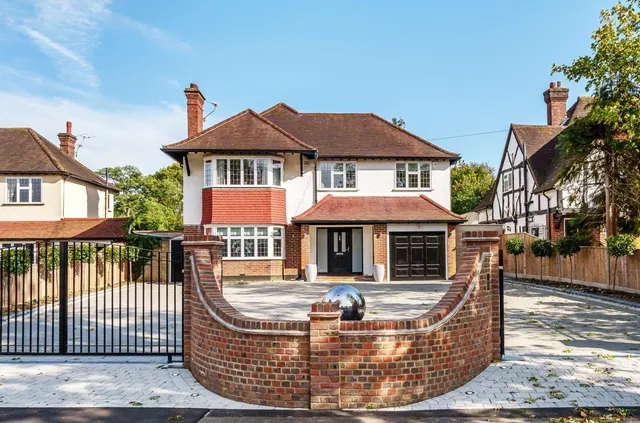 Sandy Lane, Cheam, SM2, photo 1