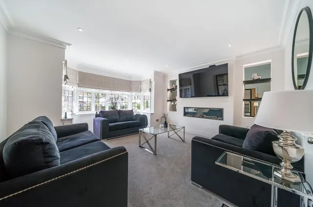 Sandy Lane, Cheam, SM2, photo 3