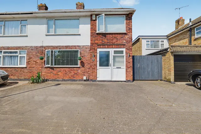Buckingham Road, Countesthorpe, LE8, photo 1
