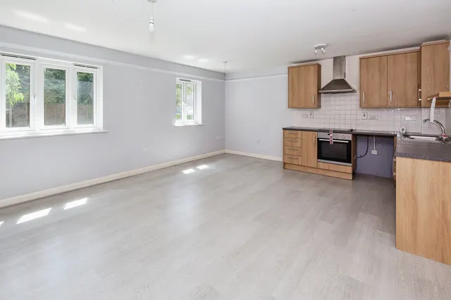 Photo 2 — Montague Close, Farnham Royal, Slough