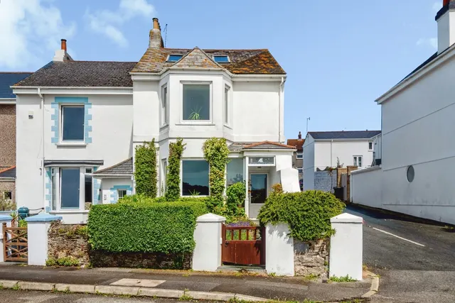 Marine Drive, Torpoint, PL11, photo 1