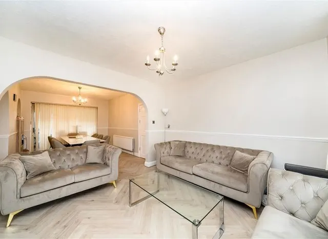 Photo 2 — Wricklemarsh Road, Blackheath, SE3