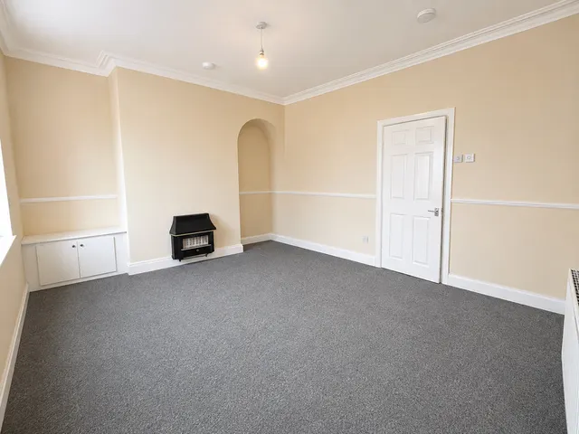 Aire Terrace, Castleford, WF10, photo 2