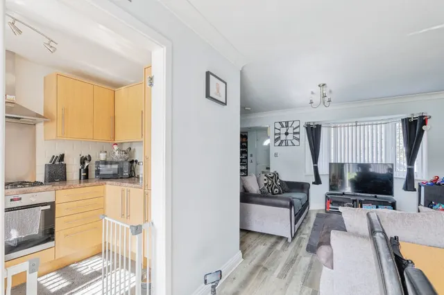 Elliston Grove, Leamington Spa, CV31, photo 2