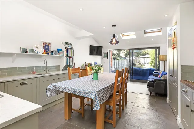 St. Faiths Road, Winchester, SO23, photo 2
