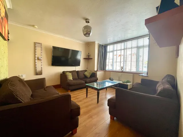 Photo 2 — Ensbury Avenue, Bournemouth, BH10 4HF