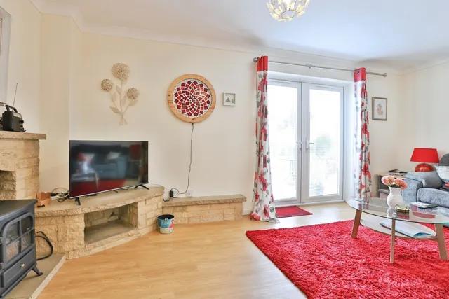 Photo 3 — Oakmead Road, Poole
