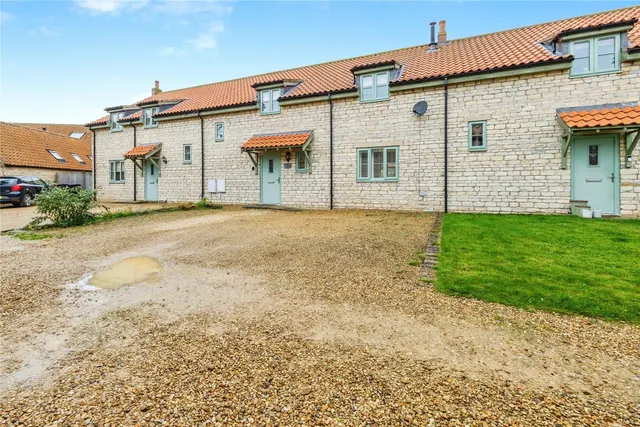 12b East Road, Navenby, Lincolnshire, LN5, photo 1