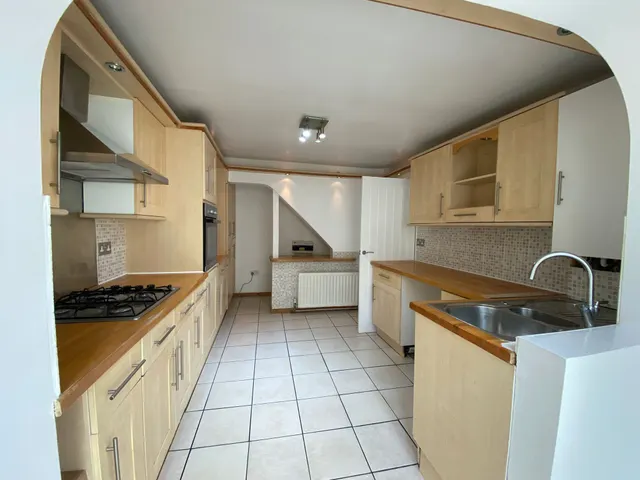 Graham Crescent, BN41, photo 3