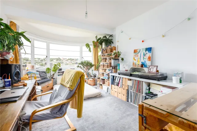 Hornsey Lane, London, N6, photo 1