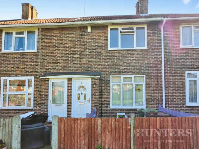 Rushen Walk, Carshalton, photo 1
