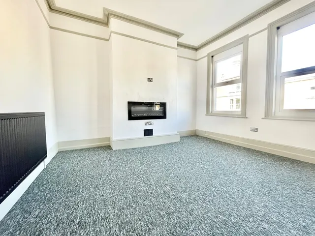 The Broadway, Broadstairs, CT10, photo 3