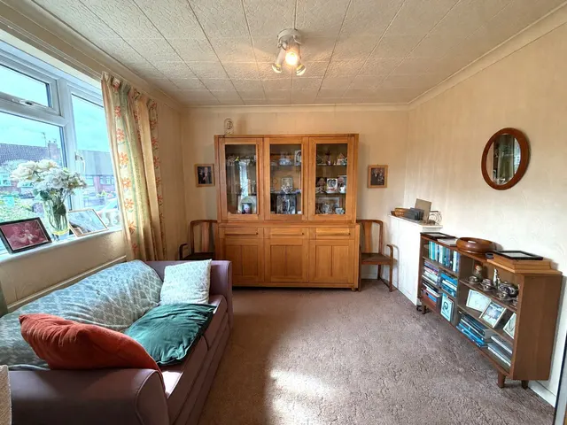 Astley Close, Warrington, photo 3