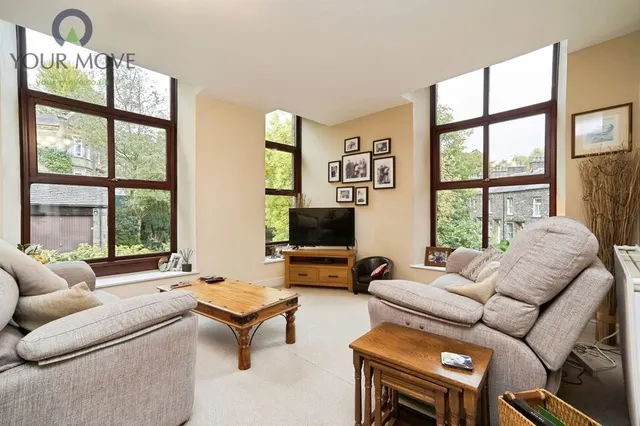 Station Road, Keighley, BD22, photo 2